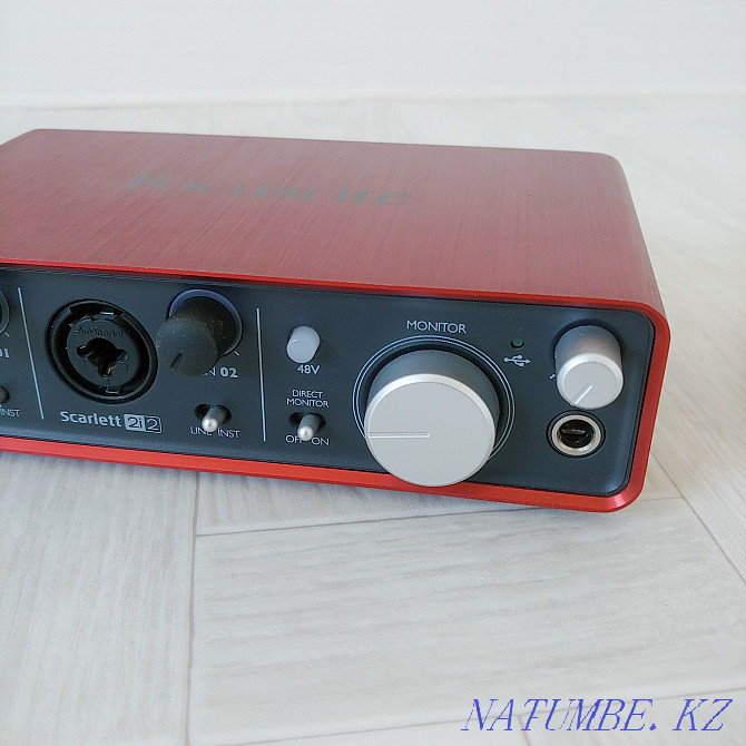 Focusrite 2i2 звуковая карта Шымкент - изображение 3