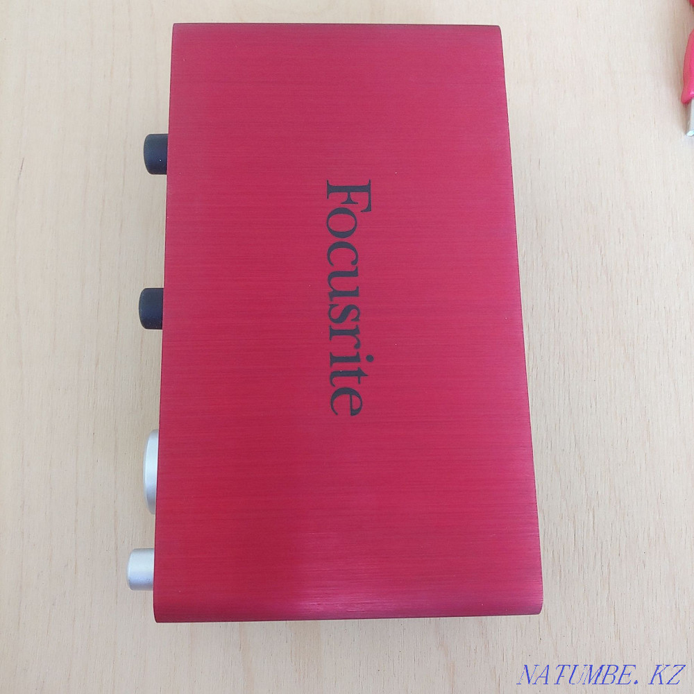 Focusrite 2i2 звуковая карта Шымкент - изображение 6
