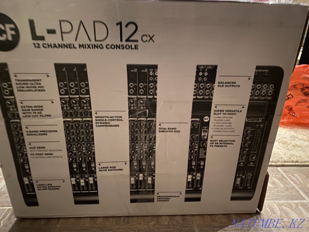 12 channel mixing console Almaty - photo 2
