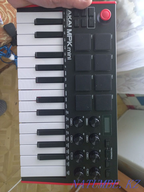 Продам midi клавиатуру Жезказган - изображение 1