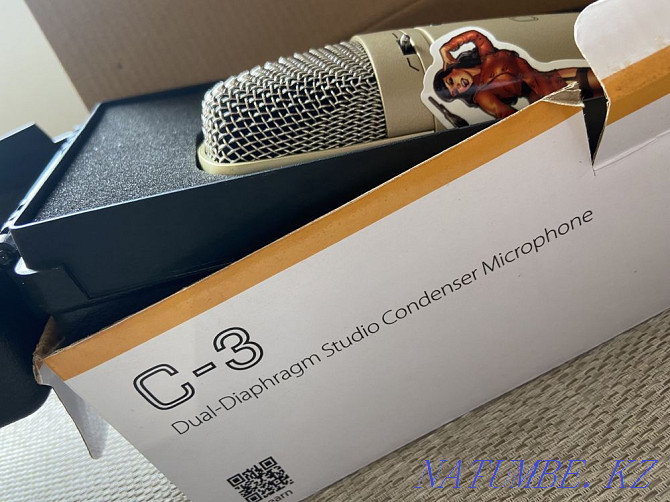 m audio sound card and behringher c 3 microphone Aqtau - photo 2
