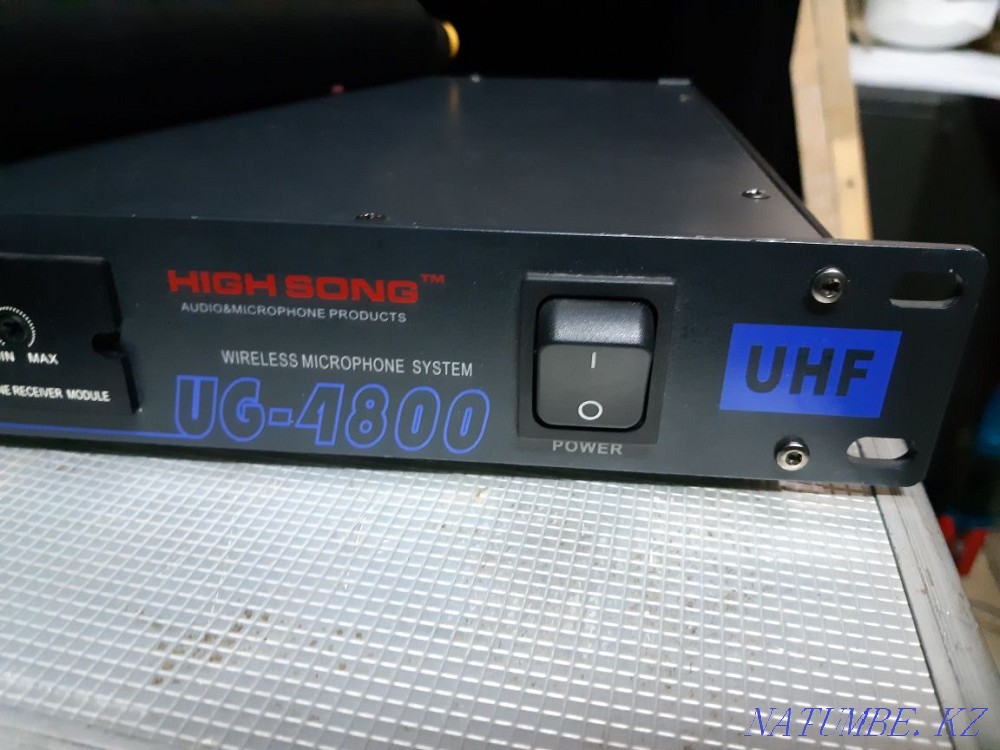 4 радиомикрофона на одной базе (продажа-аренда) Астана - изображение 2