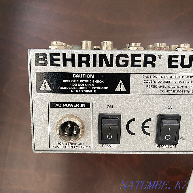 Қуат көзі жоқ Behringer араластырғыш консолі Кайтпас - изображение 4