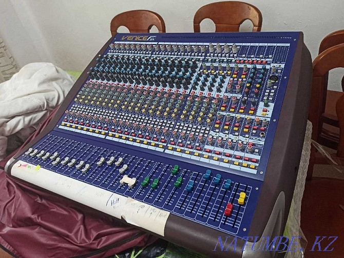 Analog Mixing Console Midas VF24 Astana - photo 1