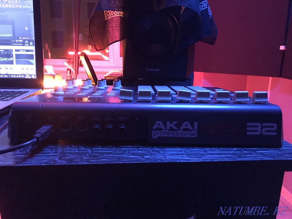 Akai MPD32 драм пэд Павлодар - изображение 4