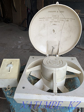 Axial supply and exhaust fan USSR  - photo 1