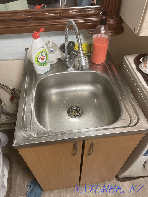 Раковина со сместителем Алматы - изображение 1