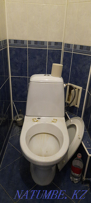 Продам унитаз с бачком  - изображение 1