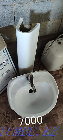 Selling a toilet. Tags yes bascalar.  - photo 7