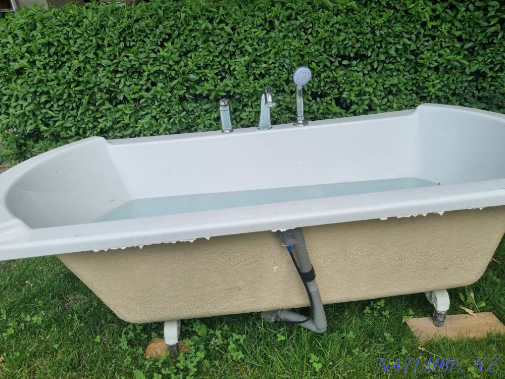 Acrylic bath Villeroy & Boch 170*80 second-hand complete with mixers Almaty - photo 1