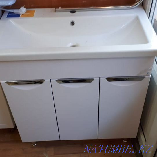 Toilet bowls, shower cabins, bathroom furniture Petropavlovsk - photo 3