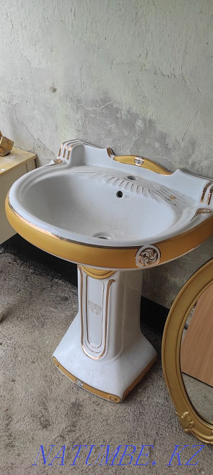 Sink, mirrors, toilet set Qaskeleng - photo 1