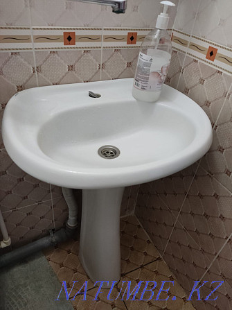 bathroom sink for sale  - photo 1