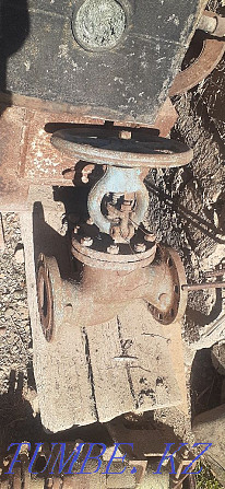 Gate valve and pump for 3-phase engine  - photo 1