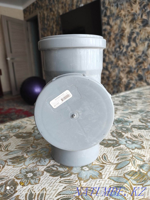 Продам деталь канализационной трубы ревизия д-50 Кокшетау - изображение 1