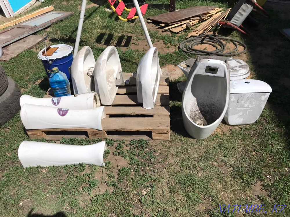 2 дәретхана, 1 дәретхана, 3 қолжуғыш  Астана - изображение 1