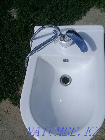 Selling bidet in excellent condition Almaty - photo 4