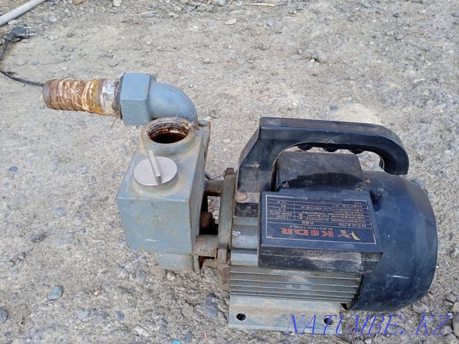 Sell Pump  - photo 1