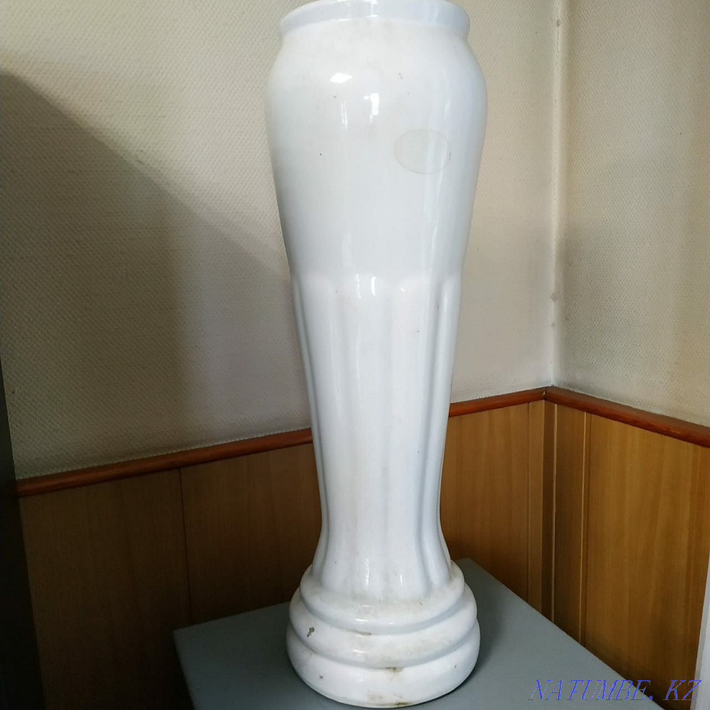 Washbasin pedestal. Almaty - photo 1