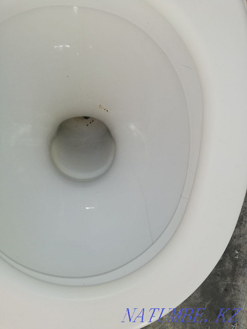 Прадаю унитаз прихан Чапаево - изображение 2