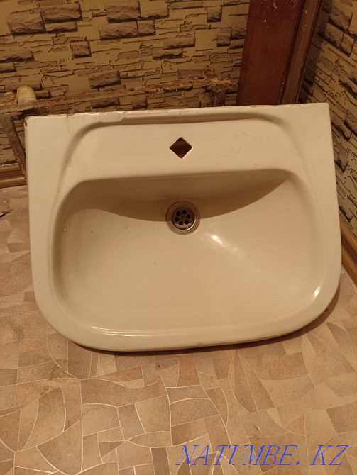 Продам раковину для ванной Чапаево - изображение 1