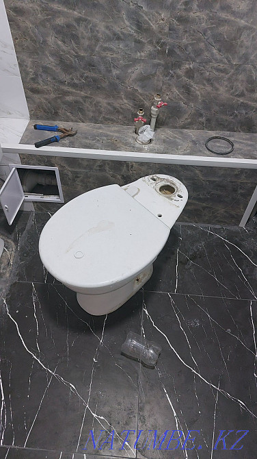 Унитаз б/у в хорошем состоянии сливной бачок разбился при демонтаже Алматы - изображение 2