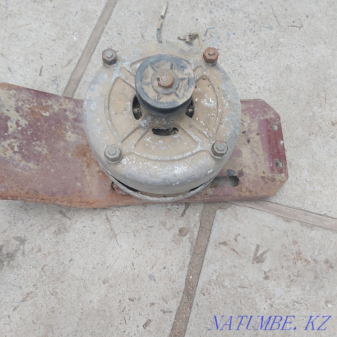 used electric motor  - photo 2