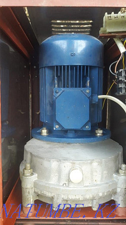 Urgent sale electric motor 380V Astana - photo 1