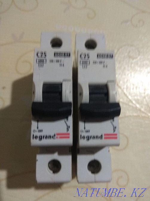 Automatic machines 25A Legrand Petropavlovsk - photo 2