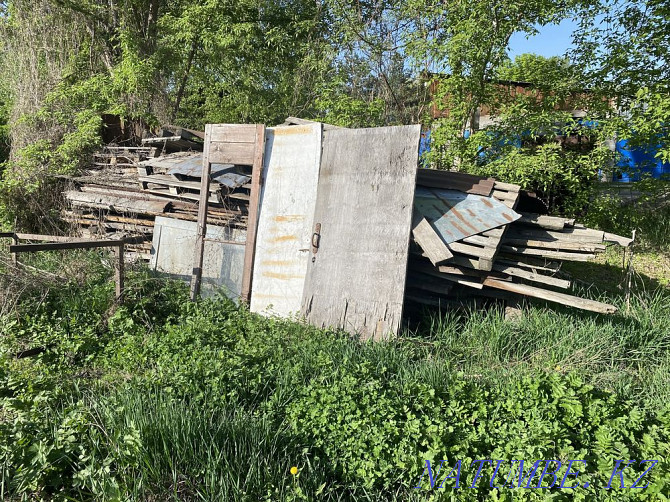 Firewood used boards, beams  - photo 1