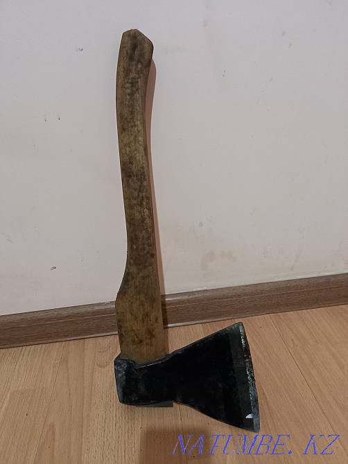 Balta Satylady. Ba?asy ?olzhetimdі Semey - photo 1