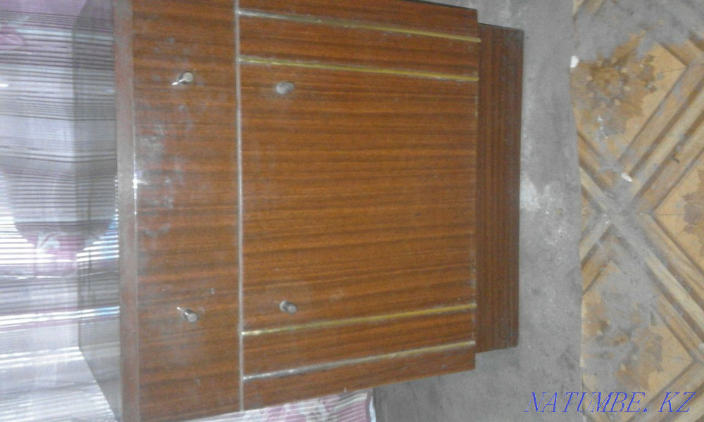 Тумбочки. 3 штуки. Тараз - изображение 2