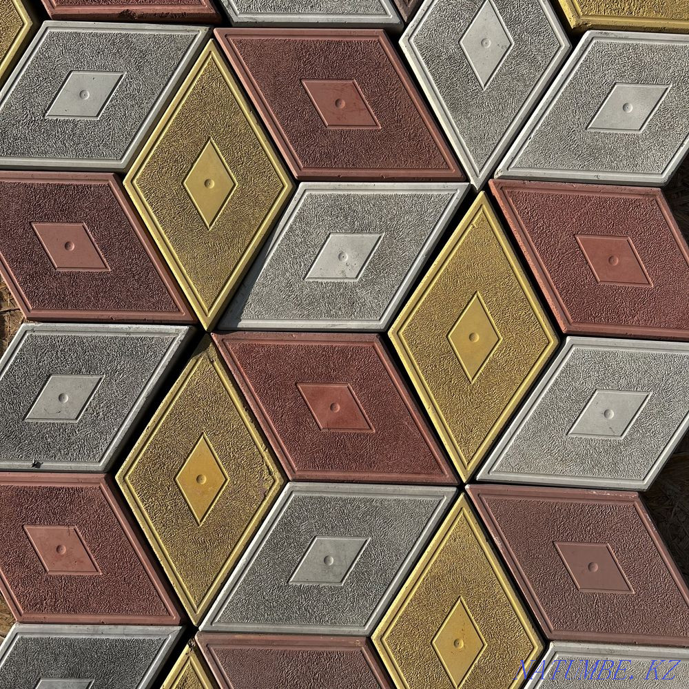 Paving stone, tile, curb  - photo 6