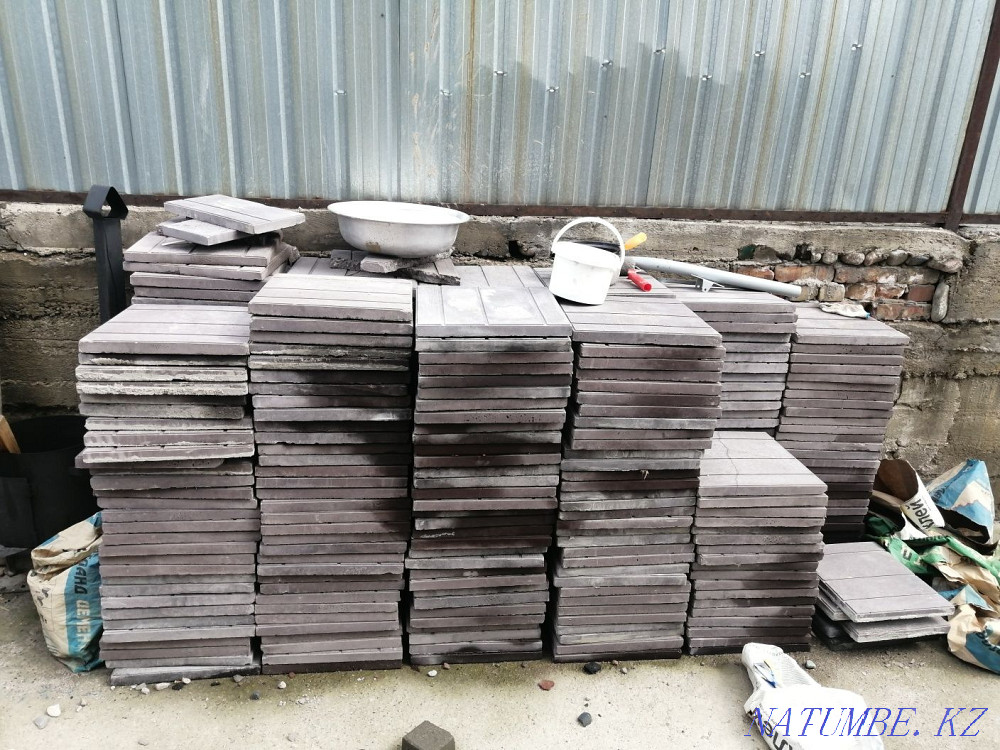 Paving slabs 50 sq.m, new  - photo 3