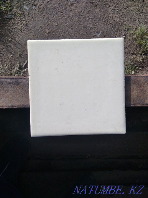 The tile is tile. Байтерек - photo 1