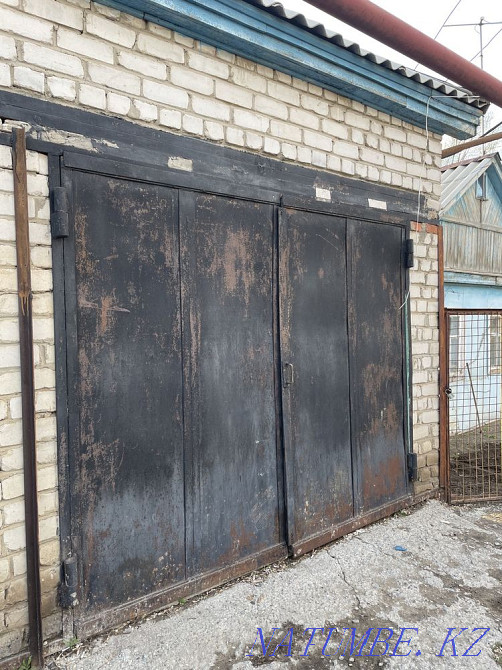 кіреберіс есігі темір ені 100 және гараж есігі  Ақтөбе  - изображение 4