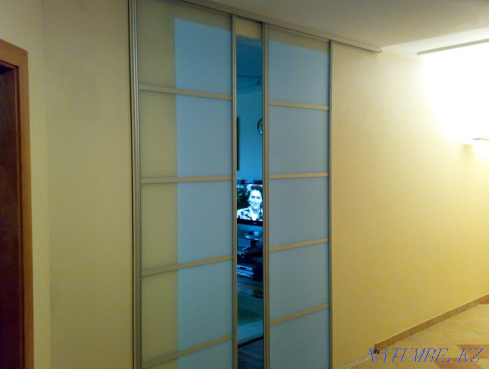 Двери купе на заказ, раздвижные двери, лофт, межкомнатные перегородки Алматы - изображение 8