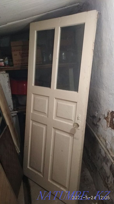 I will give away a Soviet interior door Shymkent - photo 1
