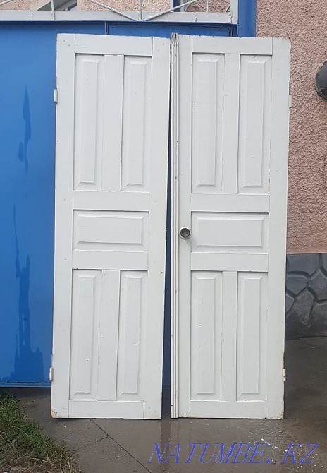Doors for sale urgently Аксукент - photo 1
