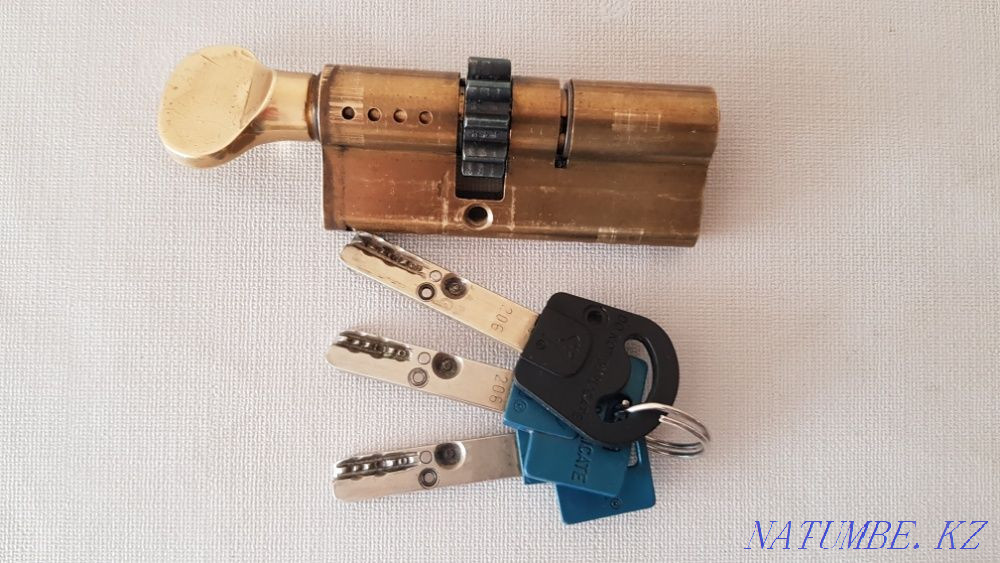Замок Mul-T-Lock, Израиль Алматы - изображение 1