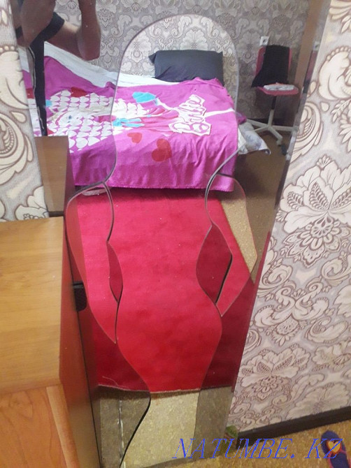 Mirror with a girl Жарсуат - photo 1
