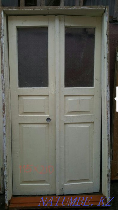 Selling wooden doors + windows in good condition  - photo 4