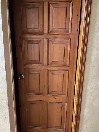 Продам межкомнатные деревянные двери Алматы