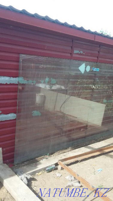 Стекло каленое для огражтения бутика Астана - изображение 3