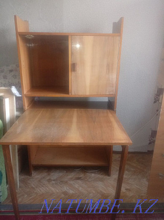 Продам кухонный шкаф со складным столом Алматы - изображение 2