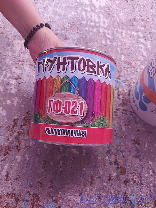 Paint and primer sell  - photo 3