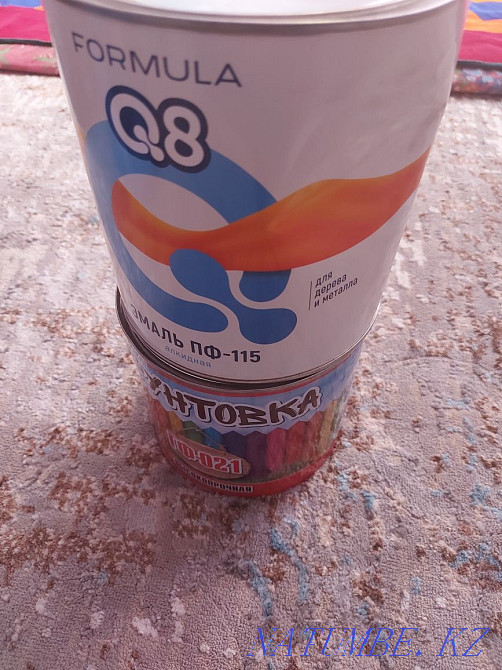 Paint and primer sell  - photo 1