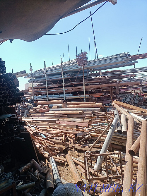 Арматураларды, құбырларды, бұрыштық бөлшектерді, арна жолақтарын, парақтарды, профильді парақтарды сатып аламын және сатамын.  Астана - изображение 4