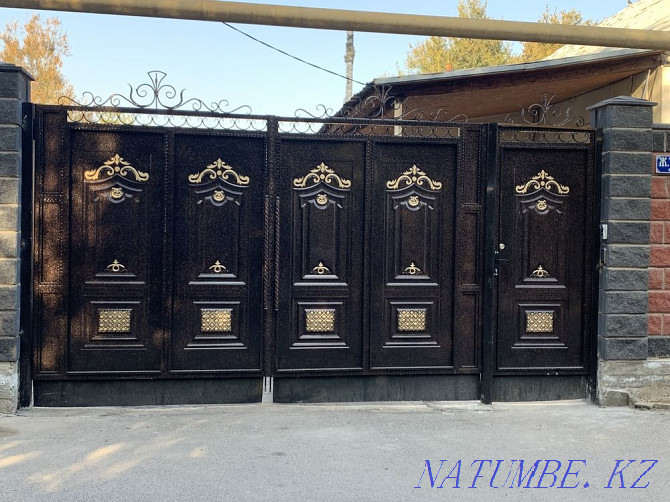 Gates. Gate in Almaty. Sheds. Railing. Almaty - photo 6
