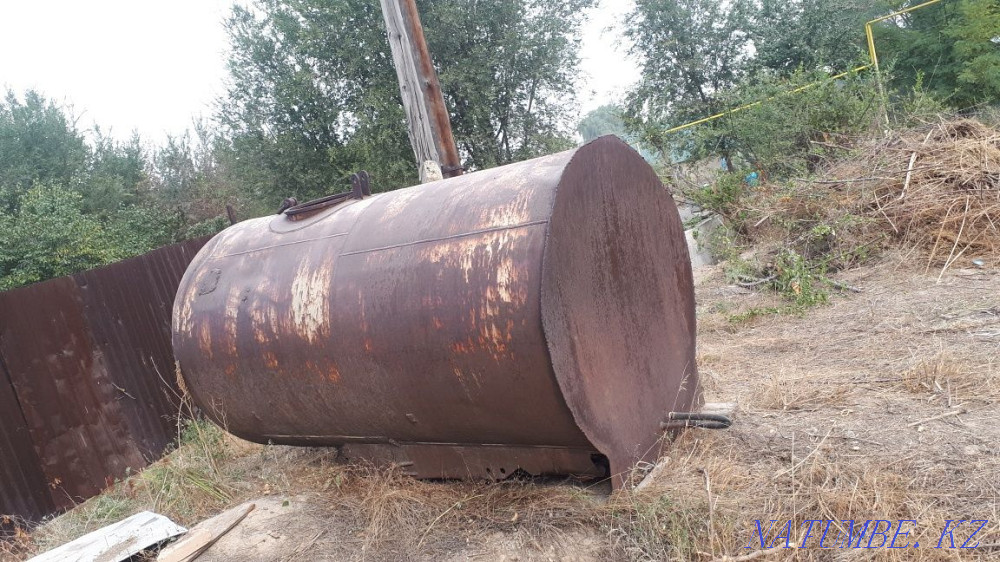 Продам емкость цистерну 3 тонны  - изображение 2